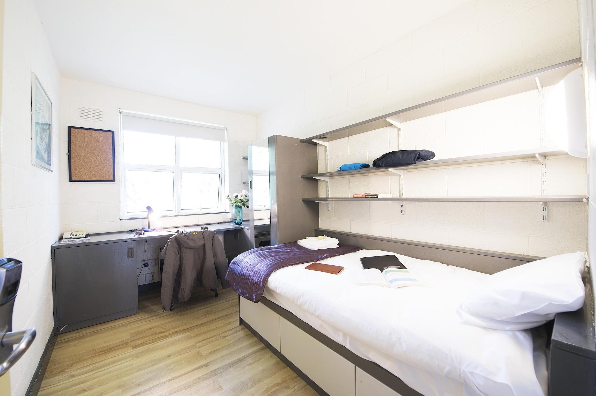 Corrib Village Apartments University Of 골웨이 외부 사진